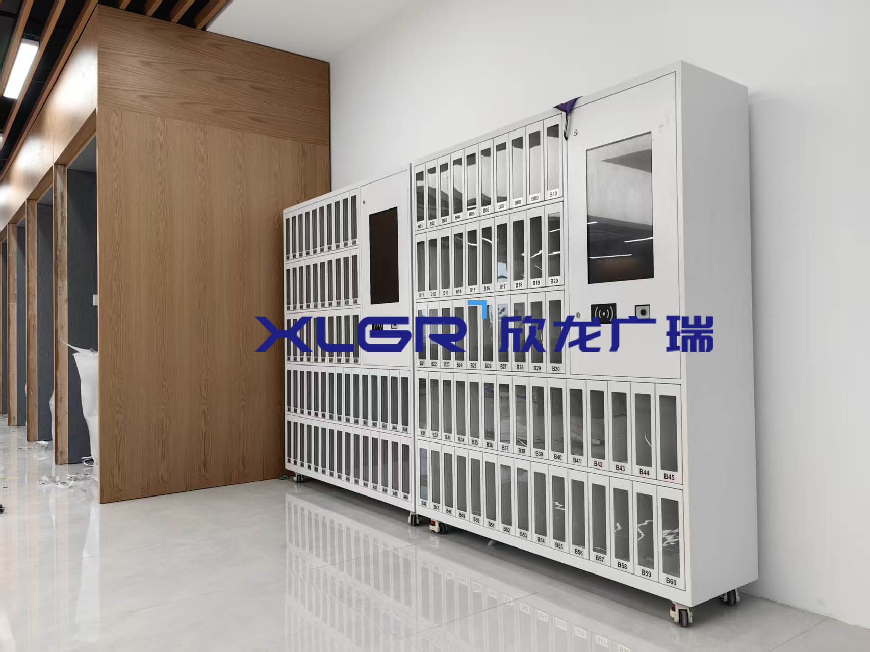 1-260QQ633213c.jpg